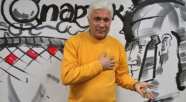 Ловчев подарил свои награды музею Спартака