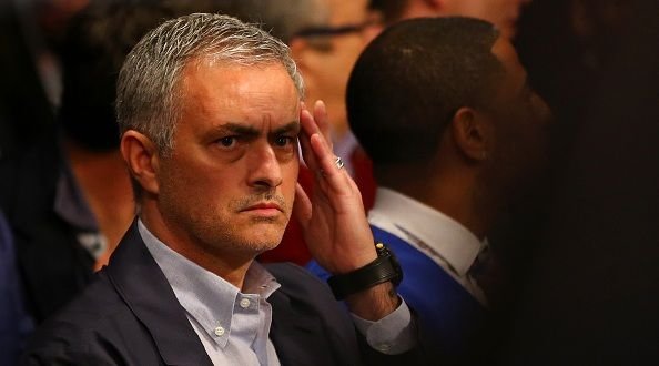 Sky Sports: ПСЖ может перехватить Моуринью у Ман Юнайтед