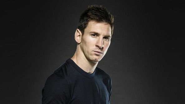 МЮ и Adidas предложили Месси €100 млн за отказ от продления контракта с Барсой