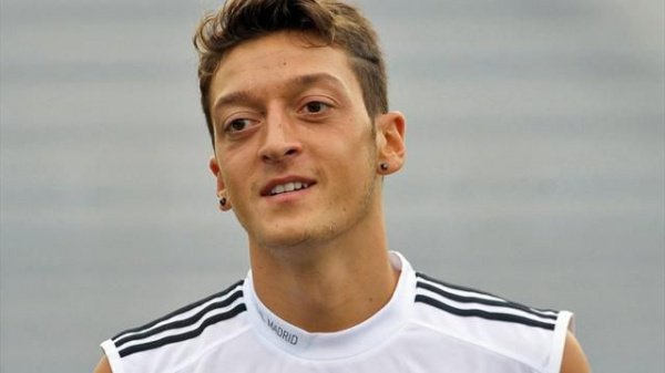 Лёв: Озил не вернется в сборную Германии