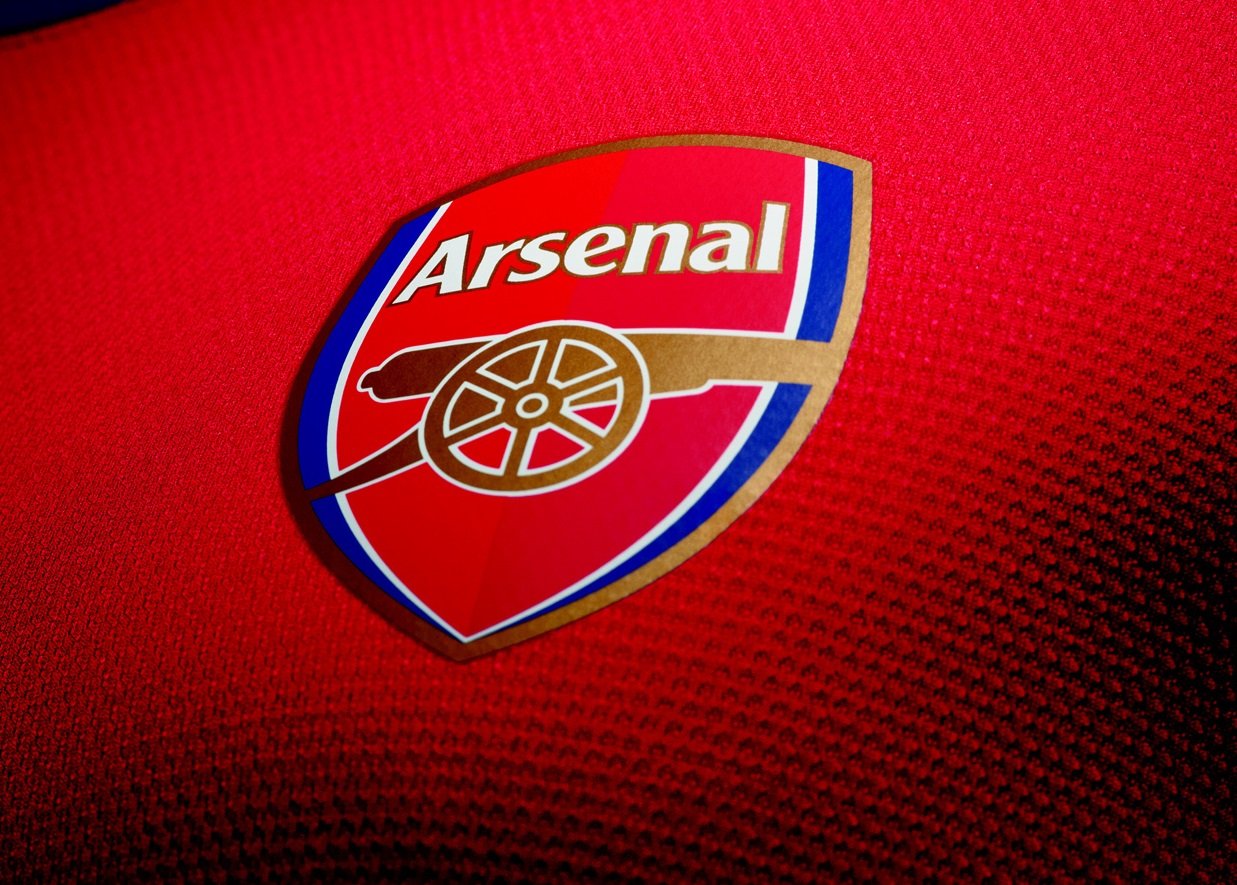 Арсенал получит 45 млн евро, если не попадет в ЛЧ