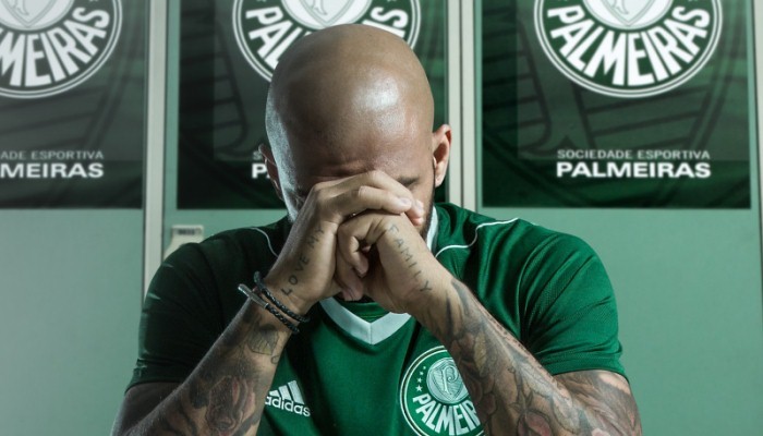 Фелипе Мело: «Я не перешел в «Реал», потому что наступил на Роббена»