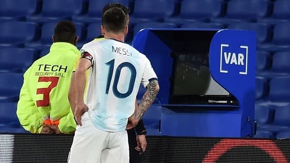 Владельцы VAR требуют немедленно прекратить использование технологии