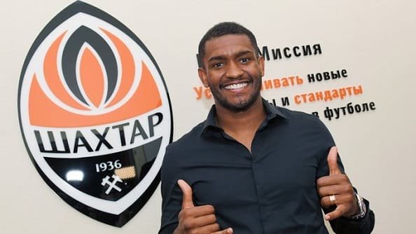 «Шахтер» объявил о трансфере защитника «Сассуоло» Марлона