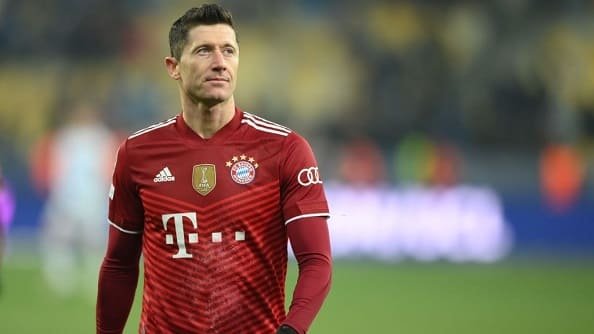 Левандовски – лучший игрок года по версии «IFFHS». Месси на 2-м месте, Роналду – на 7-м