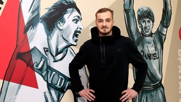 Вратарь «Факела» Свинов продолжит карьеру в «Спартаке»