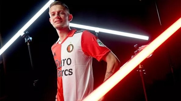 «Динамо» отдало Шиманьского в аренду «Фейеноорду» с правом выкупа