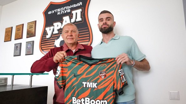 «Урал» подписал нидерландского нападающего Влута