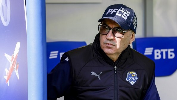 «Сочи» объявил об уходе Бердыева с поста главного тренера