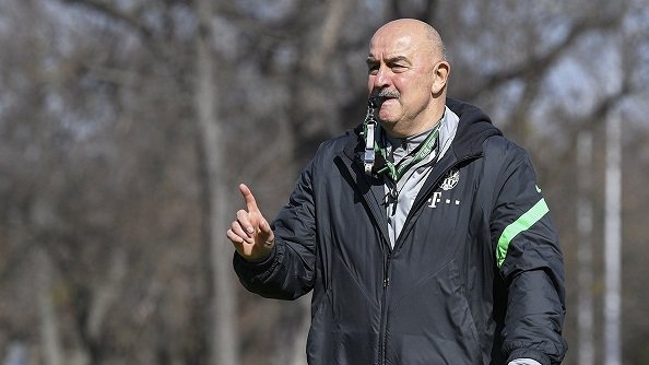 «Ференцварош» продлил контракт с Черчесовым