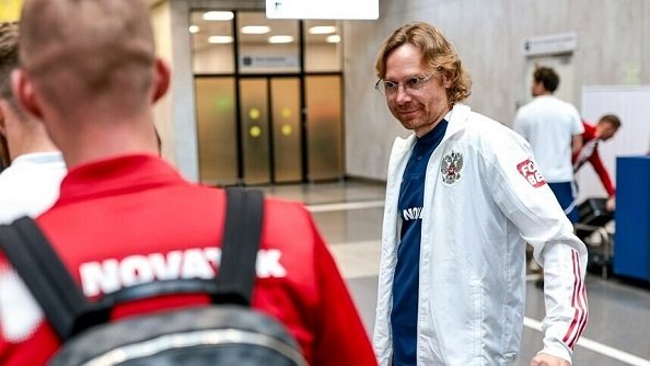 Дюков завил, что Карпин не сообщал ему об уходе из сборной России